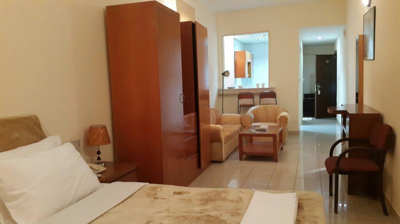 Al Raien Hotel Apartment Дубай Екстериор снимка