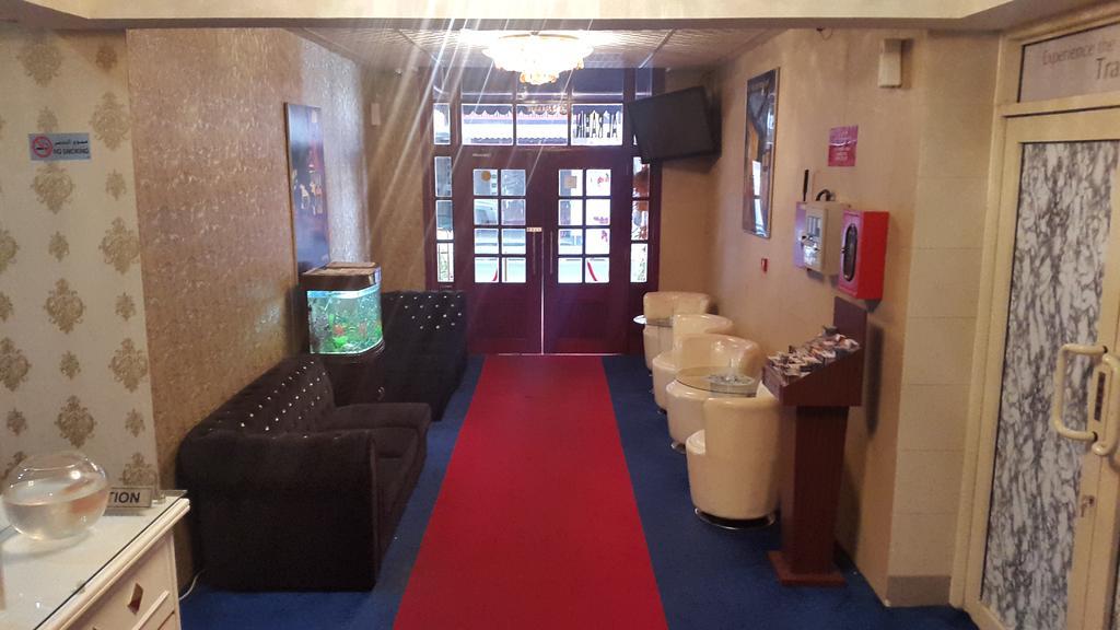 Al Raien Hotel Apartment Дубай Екстериор снимка